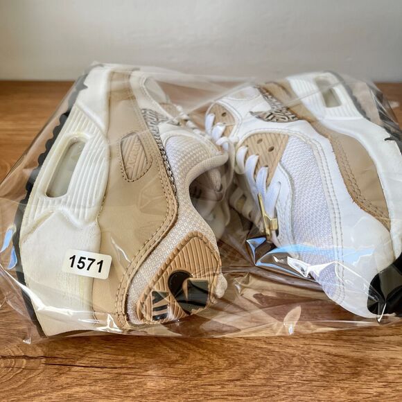 Nike Air Max 90 United In Victory White Hemp FB2617-100 Women's Size US 5.5 - Picture 8 of 8